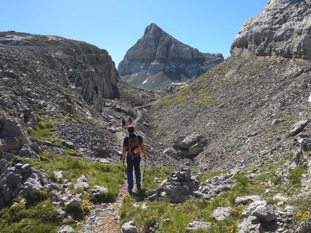 Ascensiones guiadas a montañas de 2000 metros